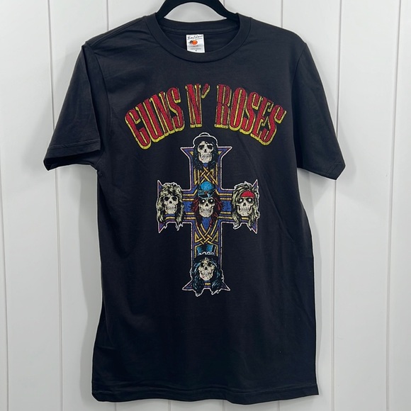 🆕NWOT Guns N Roses Deadstock Tee Retro 100% Cotton Black Size Medium - Picture 1 of 7
